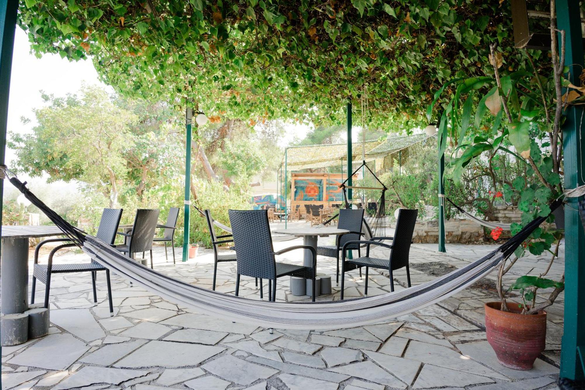 Hotel Korfos - Ξενοδοχείο Κόρφος Renovated Kórfos Exterior foto